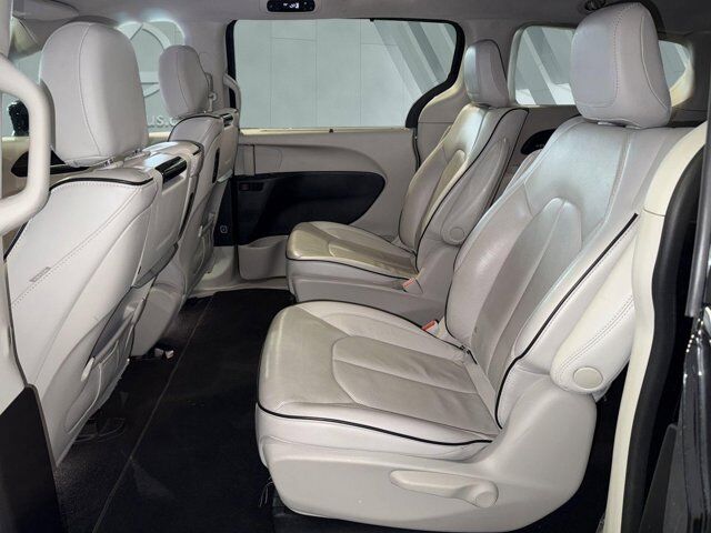 2021 Chrysler Pacifica Hybrid Limited San Antonio TX