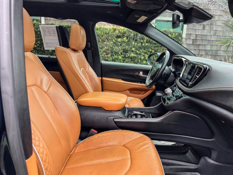 2021 Chrysler Pacifica Hybrid Pinnacle Wilmington NC