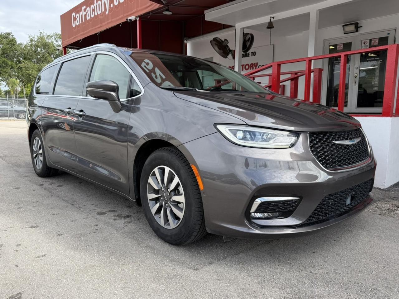 2021 Chrysler Pacifica Hybrid Touring L Hollywood FL
