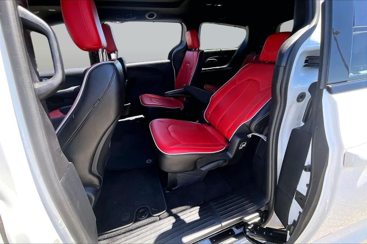 2021 Chrysler Pacifica Limited Folsom CA