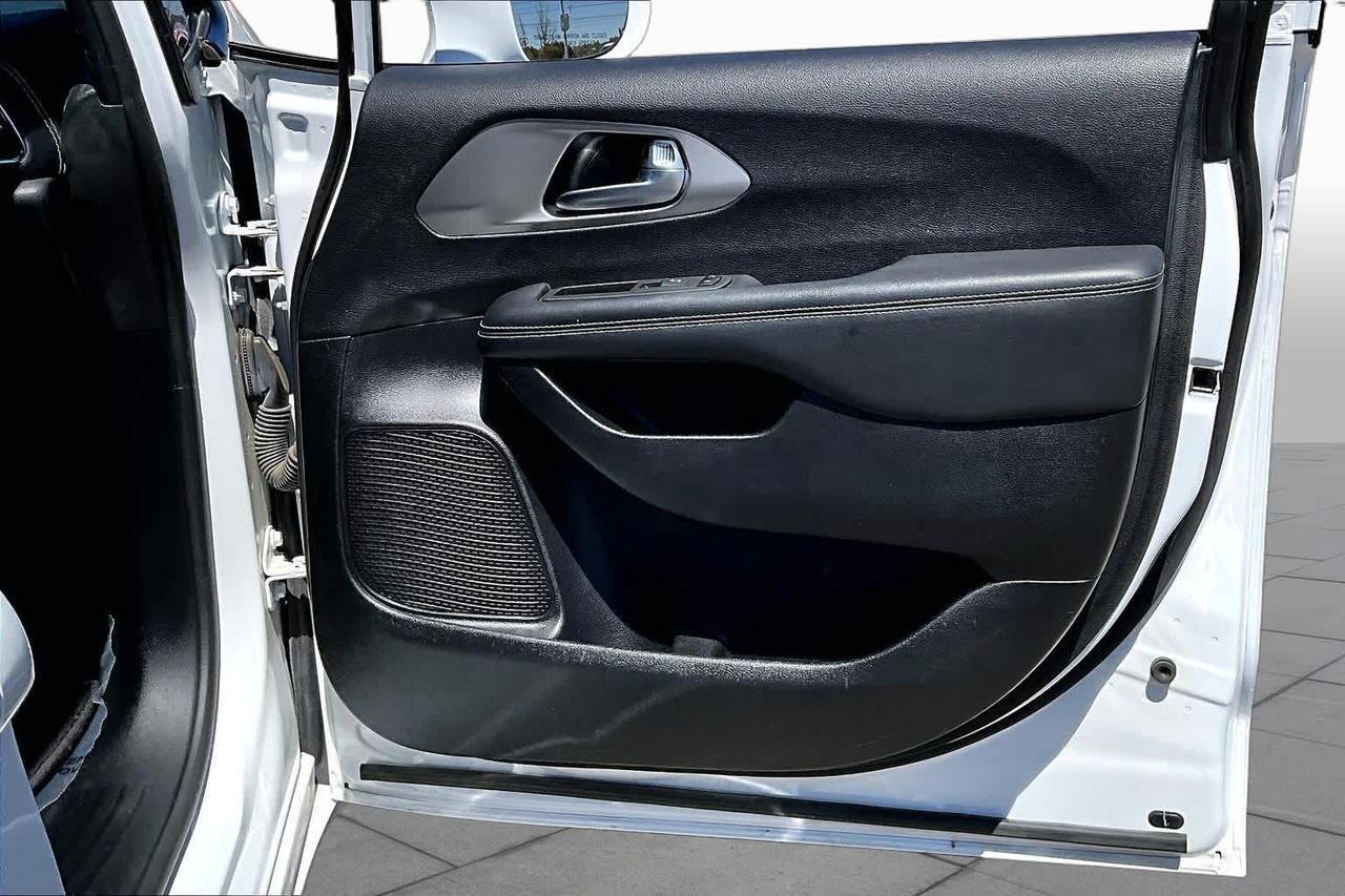 2021 Chrysler Pacifica Limited Folsom CA