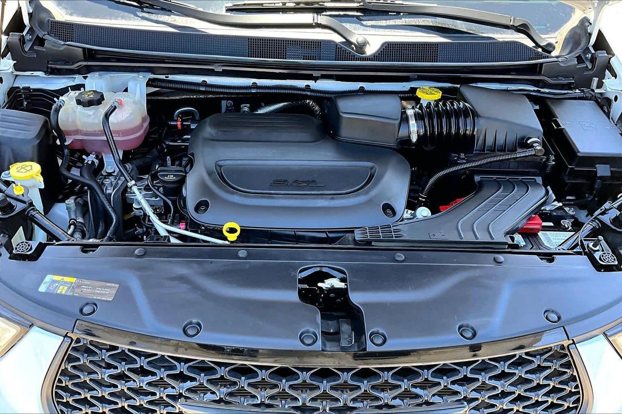 2021 Chrysler Pacifica Limited Folsom CA