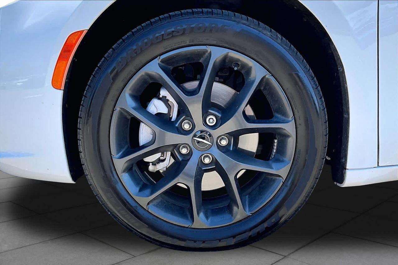 2021 Chrysler Pacifica Limited Folsom CA