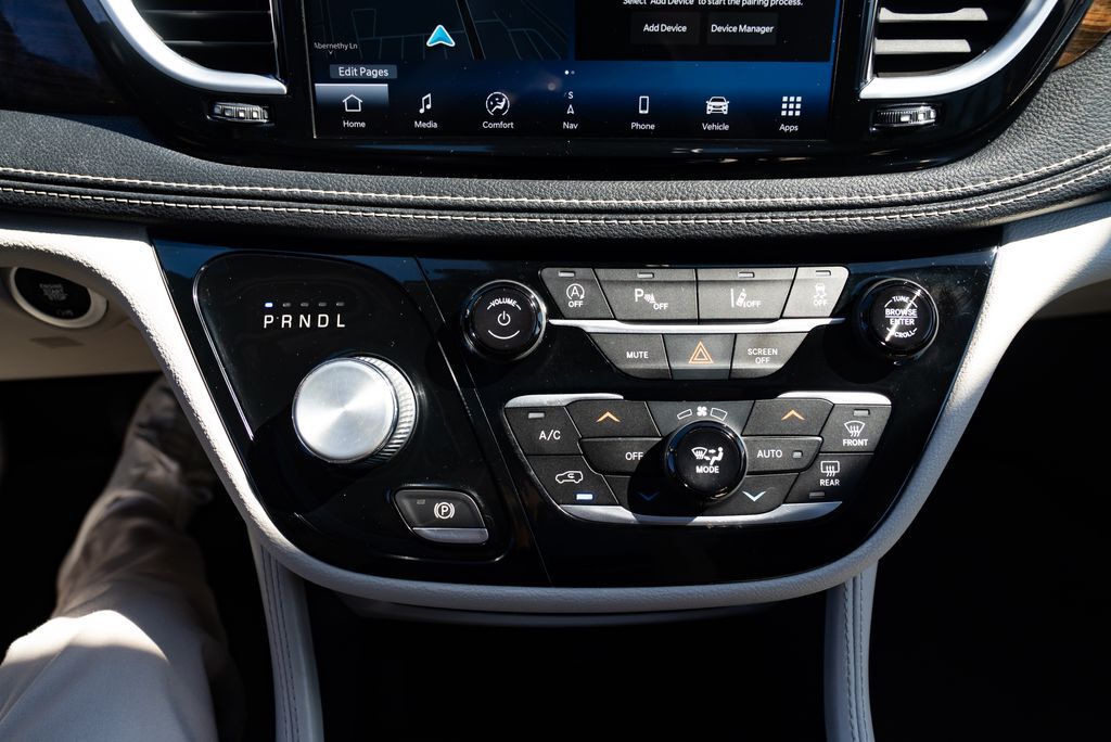 2021 Chrysler Pacifica Limited Milwaukie OR
