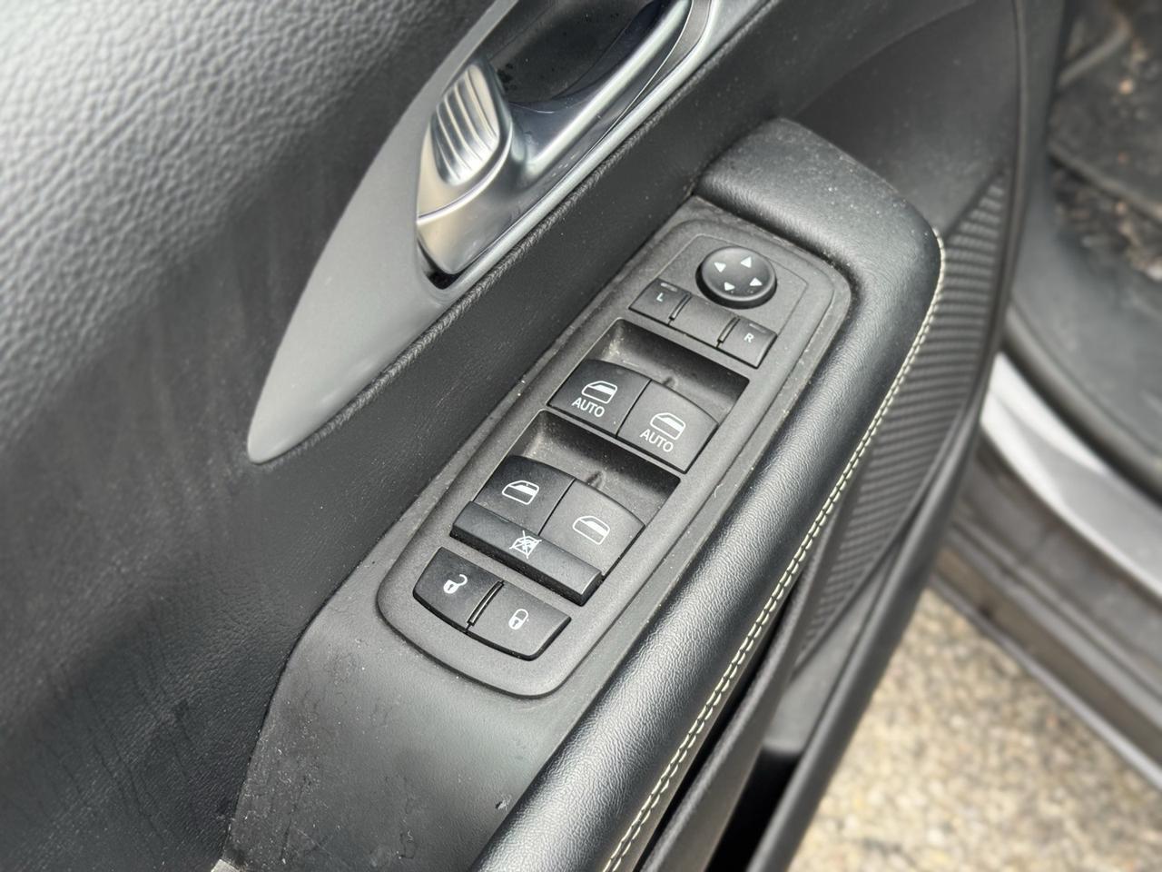 2021 Chrysler Pacifica Touring Crestwood KY