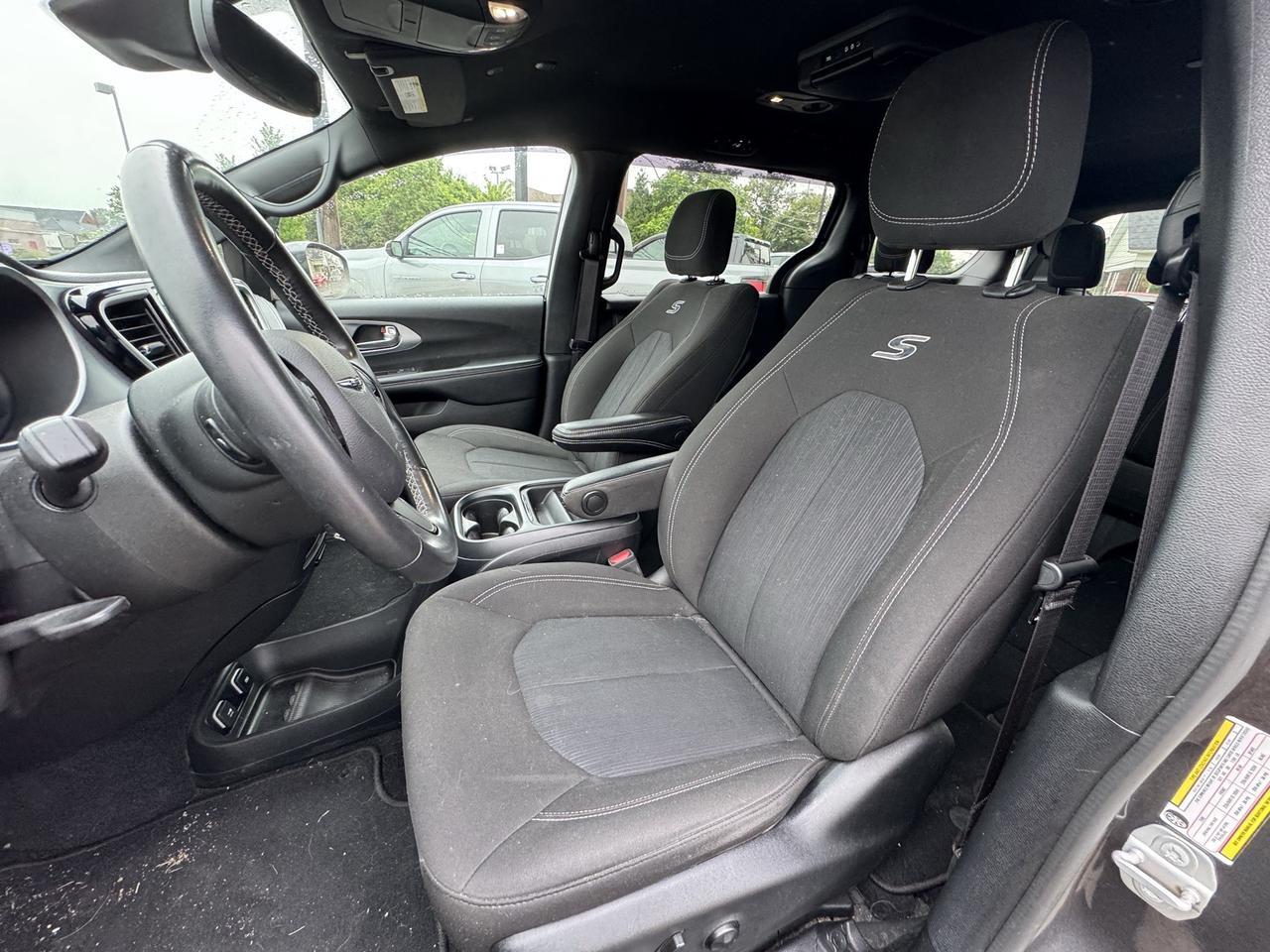 2021 Chrysler Pacifica Touring Crestwood KY