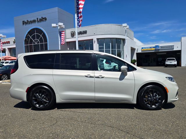 2021 Chrysler Pacifica Touring Folsom CA