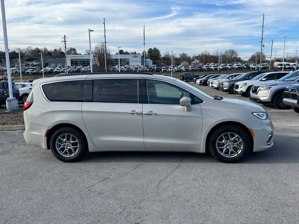 2021 Chrysler Pacifica Touring Johnson City TN
