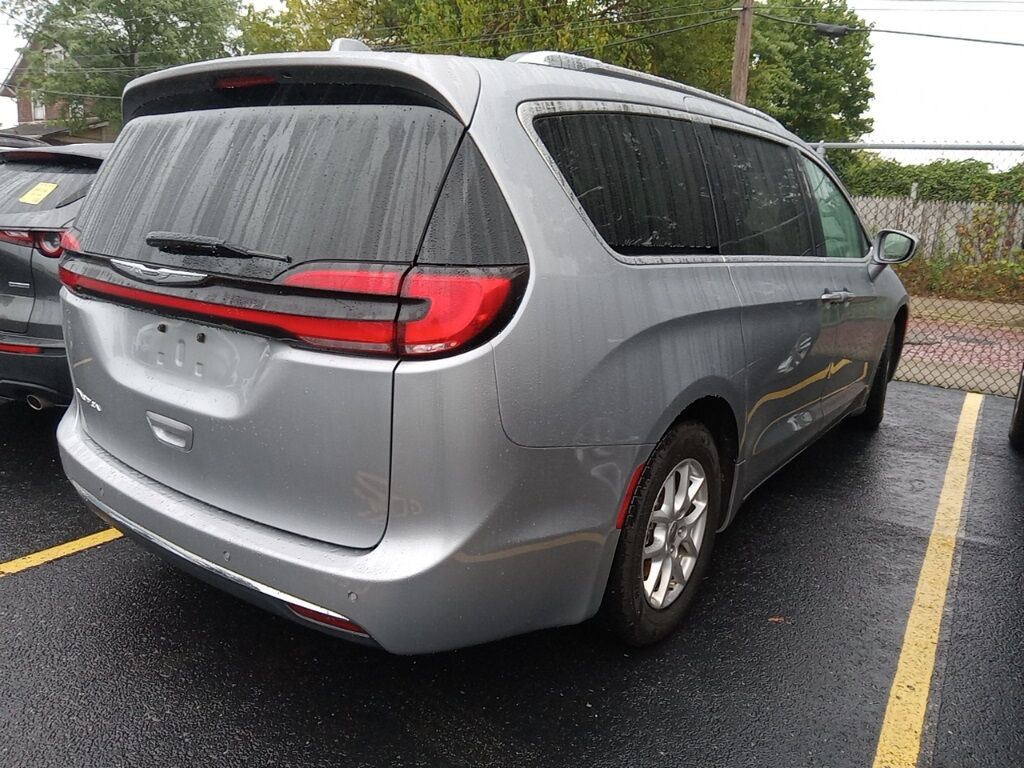 2021 Chrysler Pacifica Touring L Akron OH