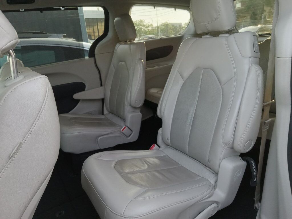 2021 Chrysler Pacifica Touring L Akron OH
