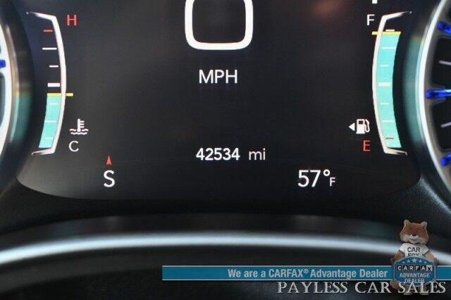 2021 Chrysler Pacifica Touring L / AutoStart / Power & Heated Leather Seats / Heated Steering Wheel / Lane Departure & Blind Spot Alert / Apple CarPlay & Android Auto / Back Up Camera / 3rd Row / Seats 8 / Block Heater / 1-Owner Anchorage AK