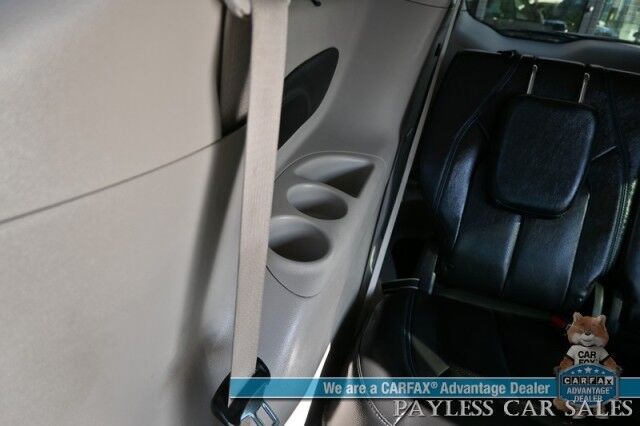 2021 Chrysler Pacifica Touring L / AutoStart / Power & Heated Leather Seats / Heated Steering Wheel / Lane Departure & Blind Spot Alert / Apple CarPlay & Android Auto / Back Up Camera / 3rd Row / Seats 8 / Block Heater / 1-Owner Anchorage AK