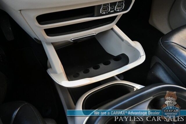 2021 Chrysler Pacifica Touring L / AutoStart / Power & Heated Leather Seats / Heated Steering Wheel / Lane Departure & Blind Spot Alert / Apple CarPlay & Android Auto / Back Up Camera / 3rd Row / Seats 8 / Block Heater / 1-Owner Anchorage AK