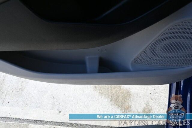 2021 Chrysler Pacifica Touring L / AutoStart / Power & Heated Leather Seats / Heated Steering Wheel / Lane Departure & Blind Spot Alert / Apple CarPlay & Android Auto / Back Up Camera / 3rd Row / Seats 8 / Block Heater / 1-Owner Anchorage AK