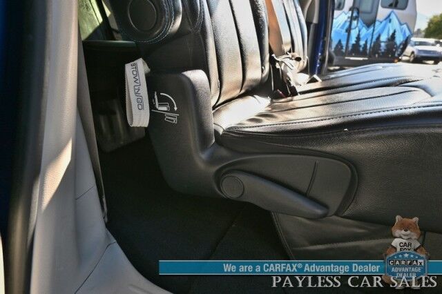 2021 Chrysler Pacifica Touring L / AutoStart / Power & Heated Leather Seats / Heated Steering Wheel / Lane Departure & Blind Spot Alert / Apple CarPlay & Android Auto / Back Up Camera / 3rd Row / Seats 8 / Block Heater / 1-Owner Anchorage AK