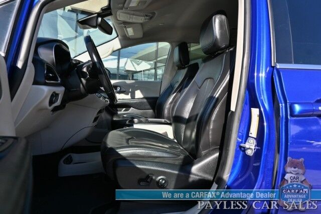 2021 Chrysler Pacifica Touring L / AutoStart / Power & Heated Leather Seats / Heated Steering Wheel / Lane Departure & Blind Spot Alert / Apple CarPlay & Android Auto / Back Up Camera / 3rd Row / Seats 8 / Block Heater / 1-Owner Anchorage AK