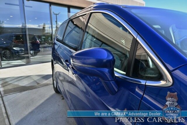 2021 Chrysler Pacifica Touring L / AutoStart / Power & Heated Leather Seats / Heated Steering Wheel / Lane Departure & Blind Spot Alert / Apple CarPlay & Android Auto / Back Up Camera / 3rd Row / Seats 8 / Block Heater / 1-Owner Anchorage AK