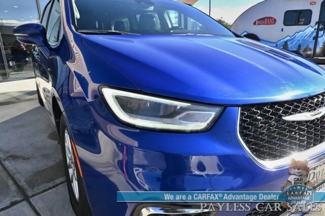 2021 Chrysler Pacifica Touring L / AutoStart / Power & Heated Leather Seats / Heated Steering Wheel / Lane Departure & Blind Spot Alert / Apple CarPlay & Android Auto / Back Up Camera / 3rd Row / Seats 8 / Block Heater / 1-Owner Anchorage AK