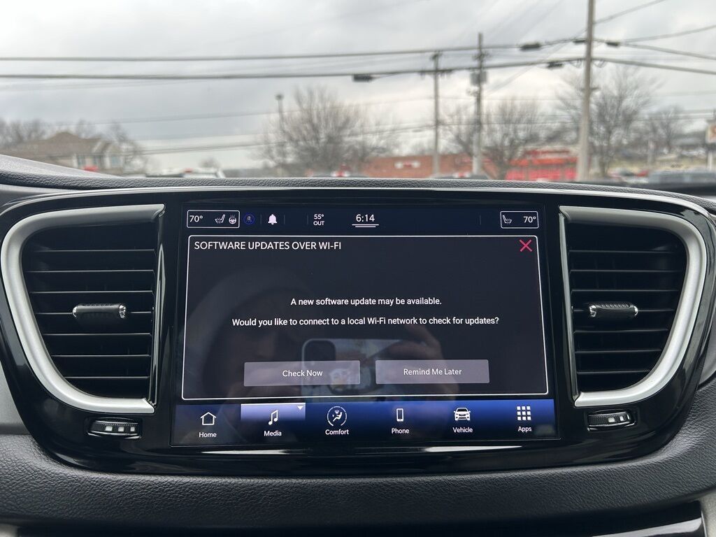 2021 Chrysler Pacifica Touring L Crestwood KY