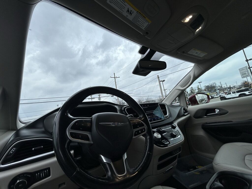 2021 Chrysler Pacifica Touring L Crestwood KY