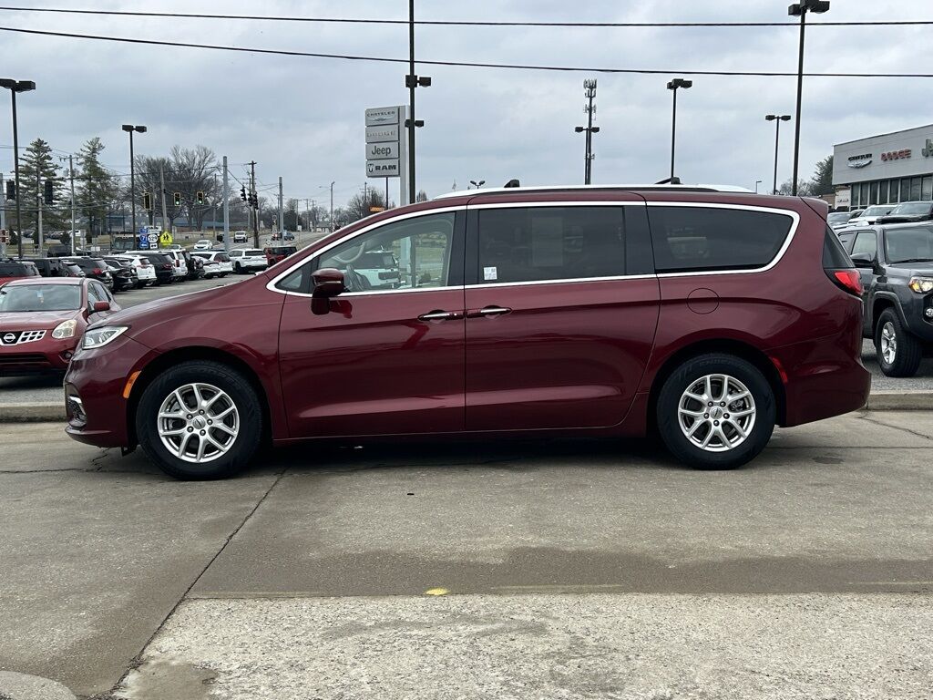 2021 Chrysler Pacifica Touring L Crestwood KY