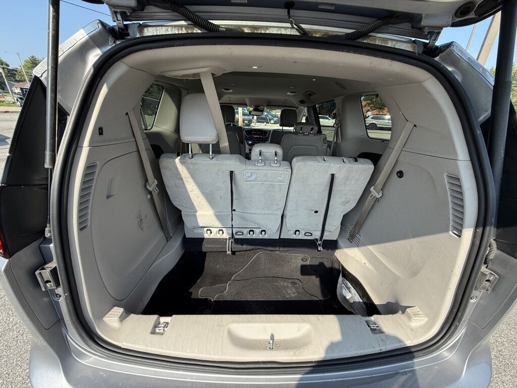 2021 Chrysler Pacifica Touring L Crestwood KY