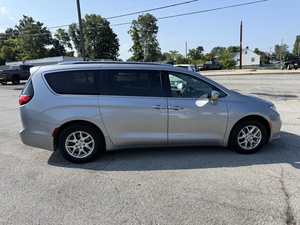 2021 Chrysler Pacifica Touring L Crestwood KY