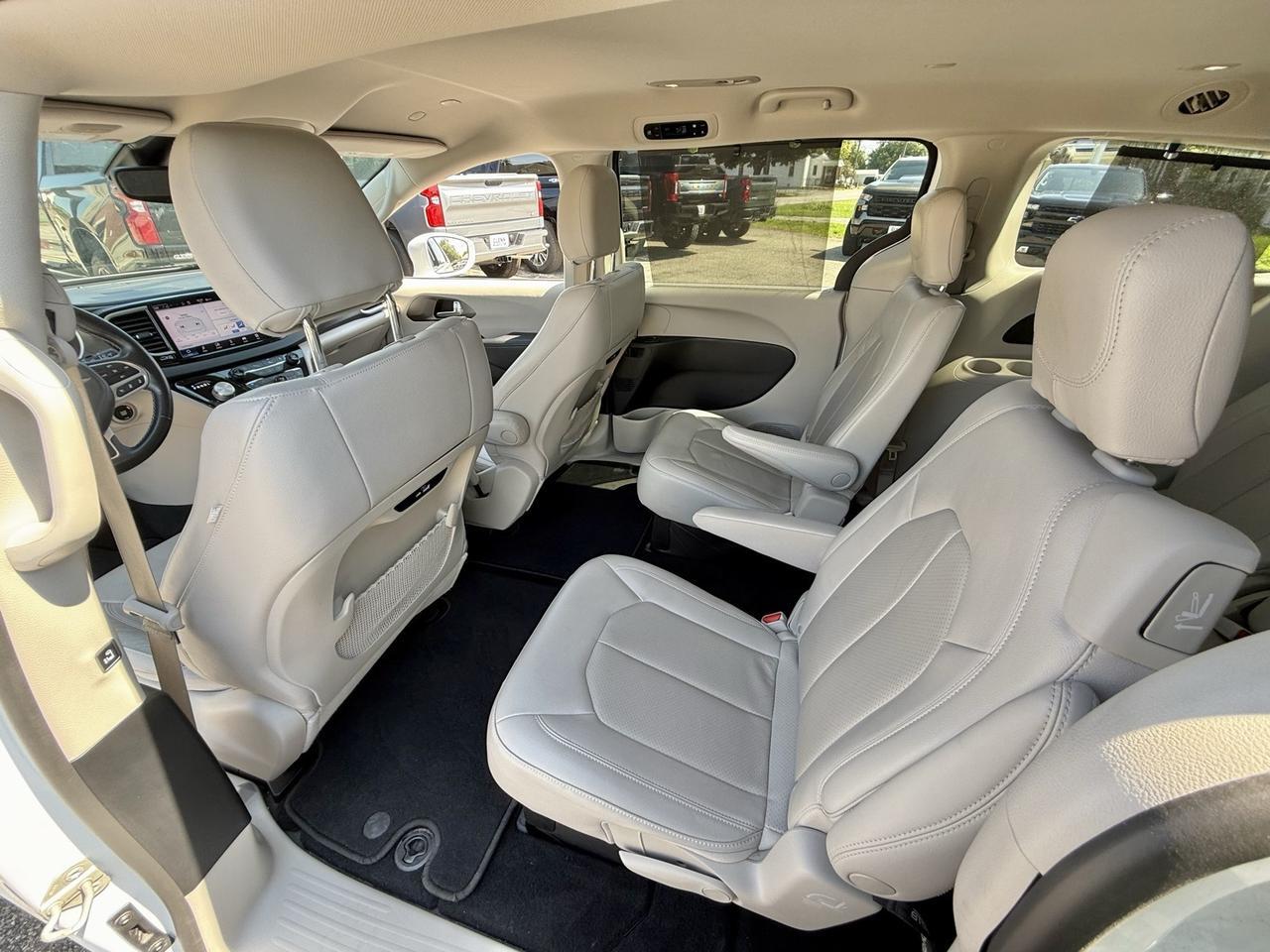 2021 Chrysler Pacifica Touring L Crestwood KY