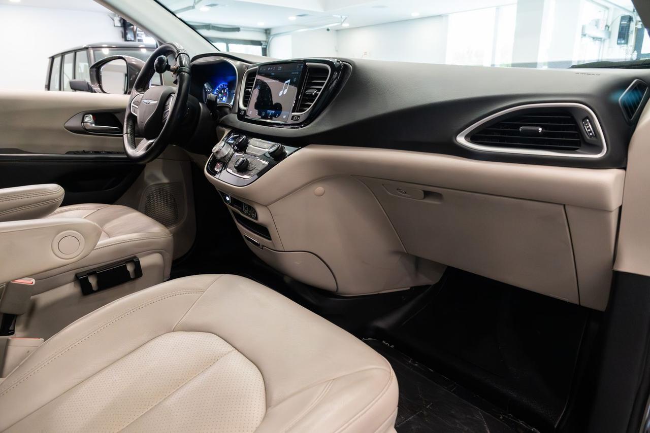 2021 Chrysler Pacifica Touring L Gladstone OR