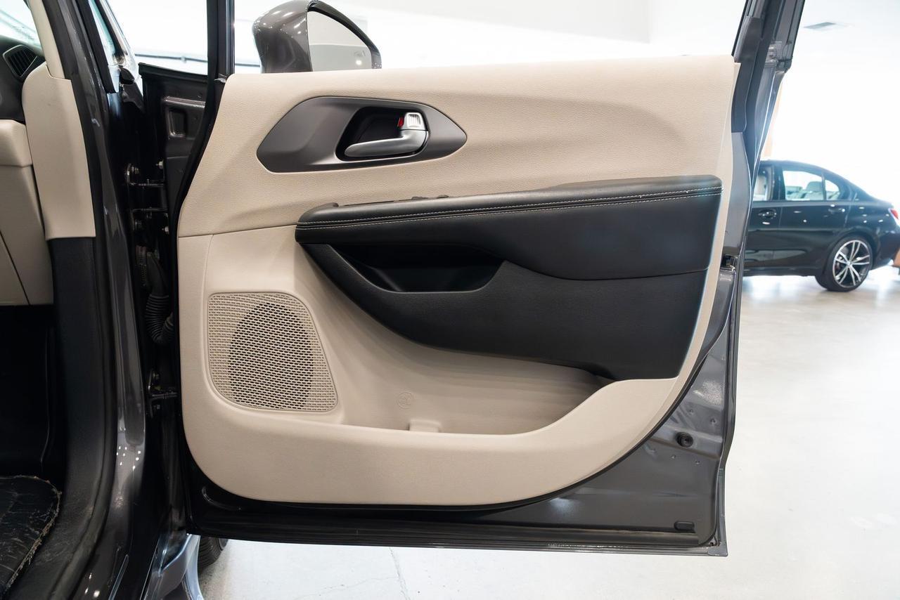 2021 Chrysler Pacifica Touring L Gladstone OR