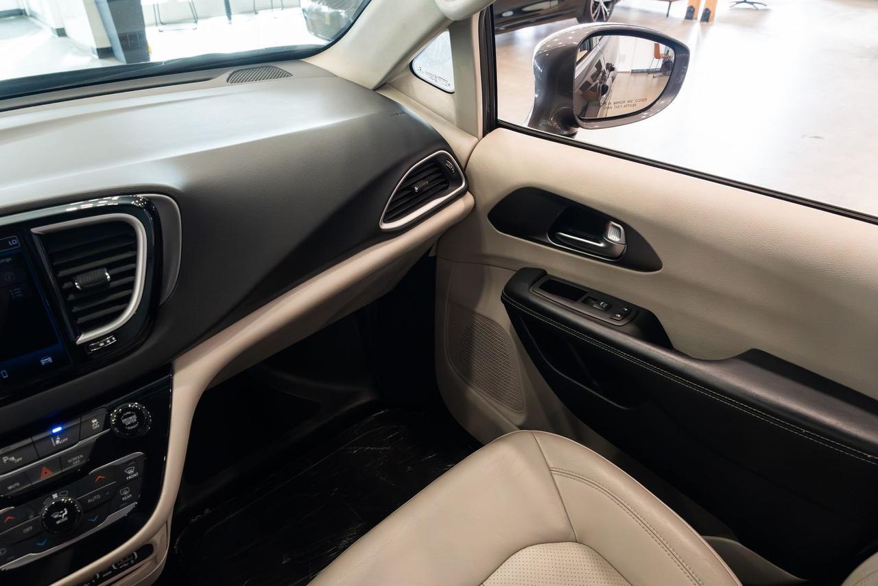 2021 Chrysler Pacifica Touring L Gladstone OR