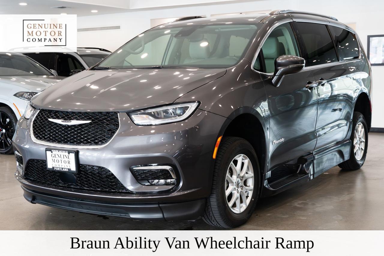 2021 Chrysler Pacifica Touring L
