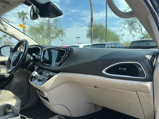 2021 Chrysler Pacifica Touring L Mesa AZ