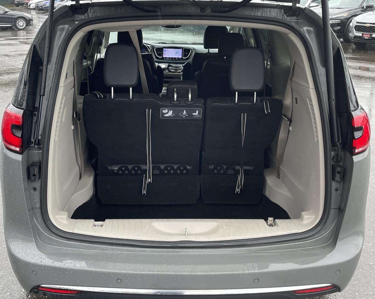 2021 Chrysler Pacifica Touring L Minivan 4D Port Orchard WA