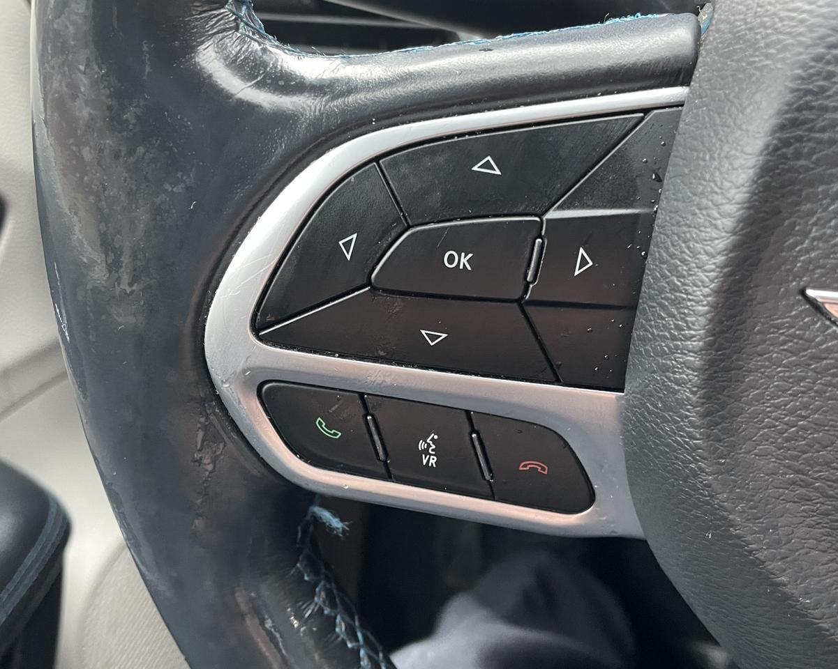 2021 Chrysler Pacifica Touring L Minivan 4D Port Orchard WA