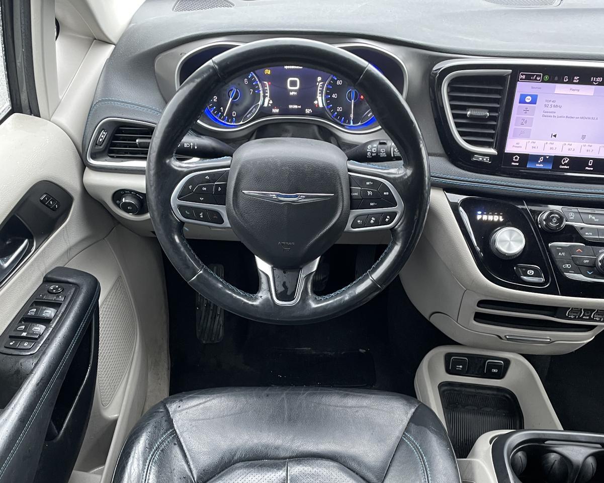 2021 Chrysler Pacifica Touring L Minivan 4D Port Orchard WA