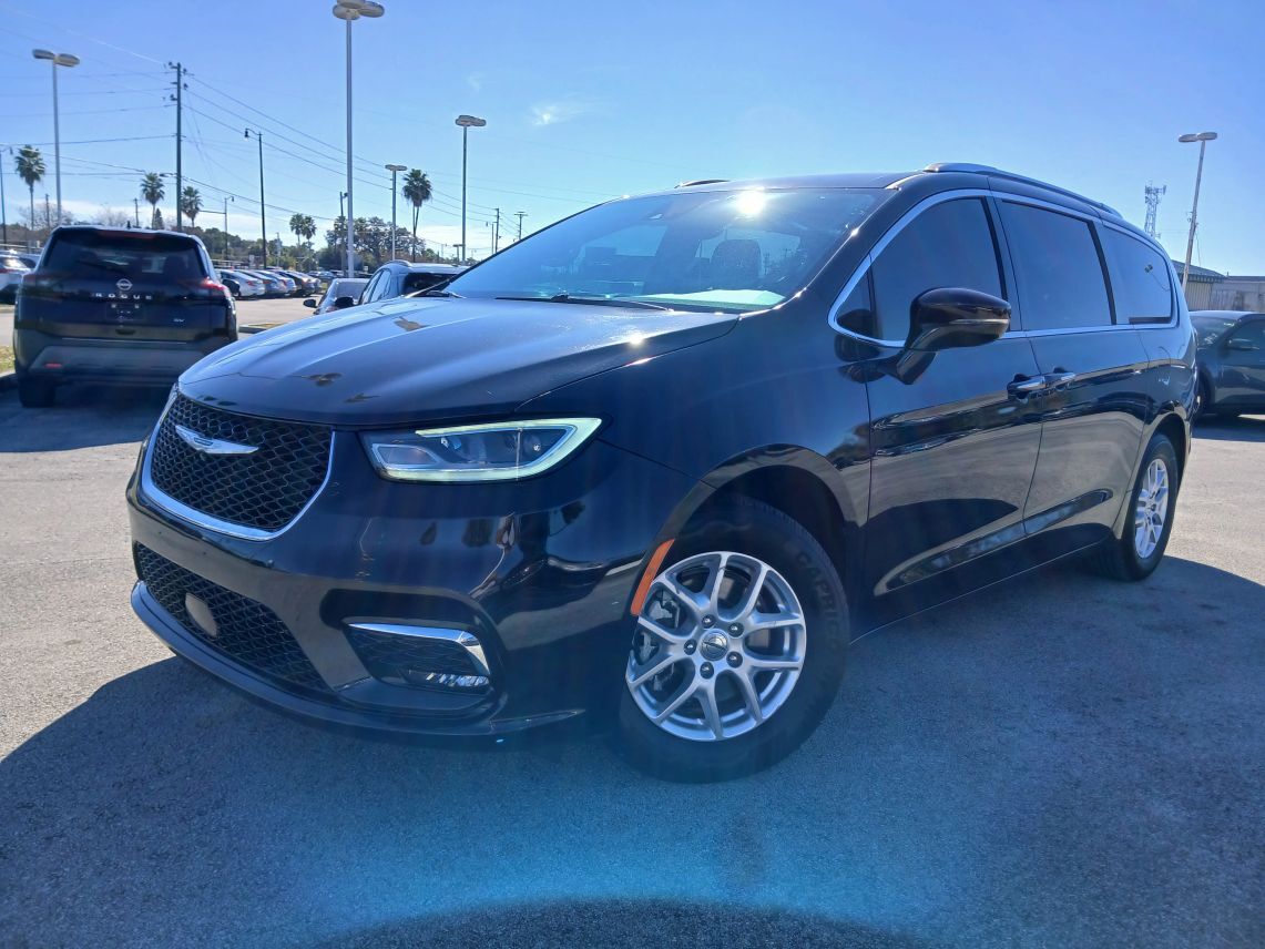 2021 Chrysler Pacifica Touring L Minivan 4D