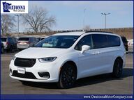 2021 Chrysler Pacifica Touring L Owatonna MN 2021 Chrysler Pacifica Touring L Owatonna MN