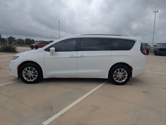 2021 Chrysler Pacifica Touring L Castroville TX