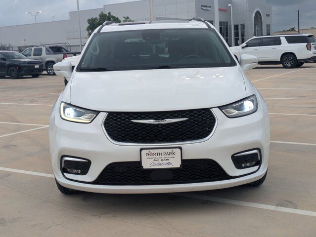 2021 Chrysler Pacifica Touring L Castroville TX