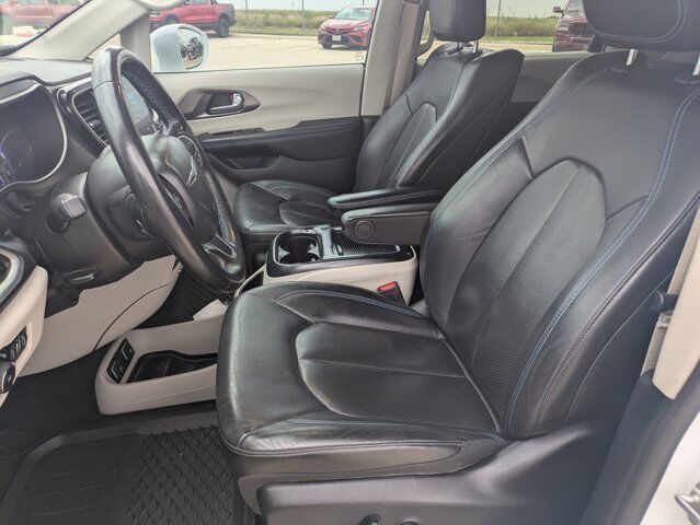2021 Chrysler Pacifica Touring L Castroville TX