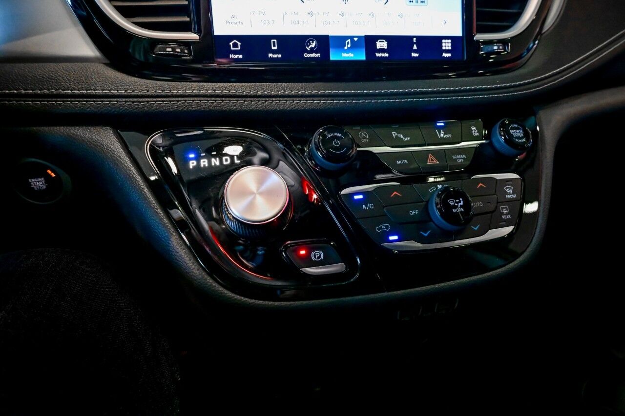 2021 Chrysler Pacifica Touring L Springfield NJ