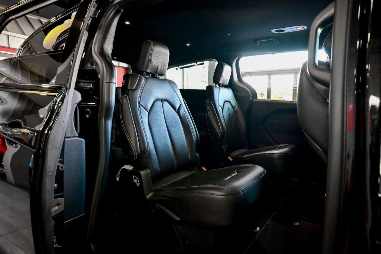 2021 Chrysler Pacifica Touring L Springfield NJ