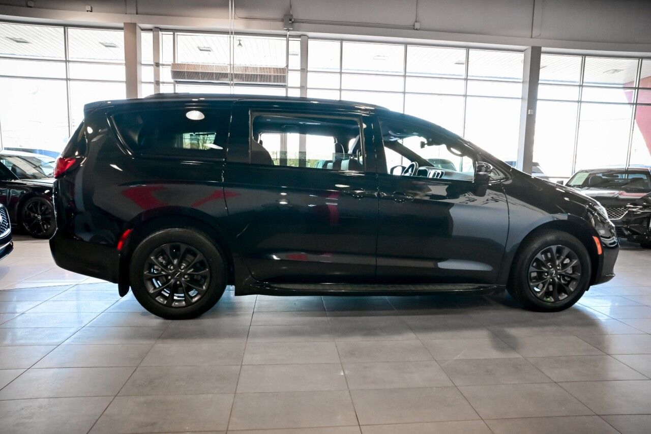 2021 Chrysler Pacifica Touring L Springfield NJ