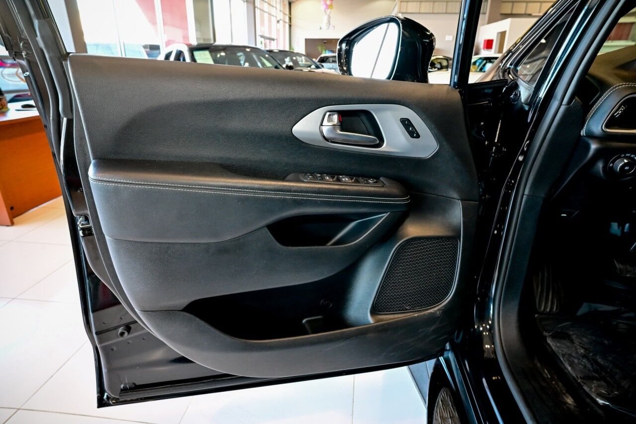 2021 Chrysler Pacifica Touring L Springfield NJ