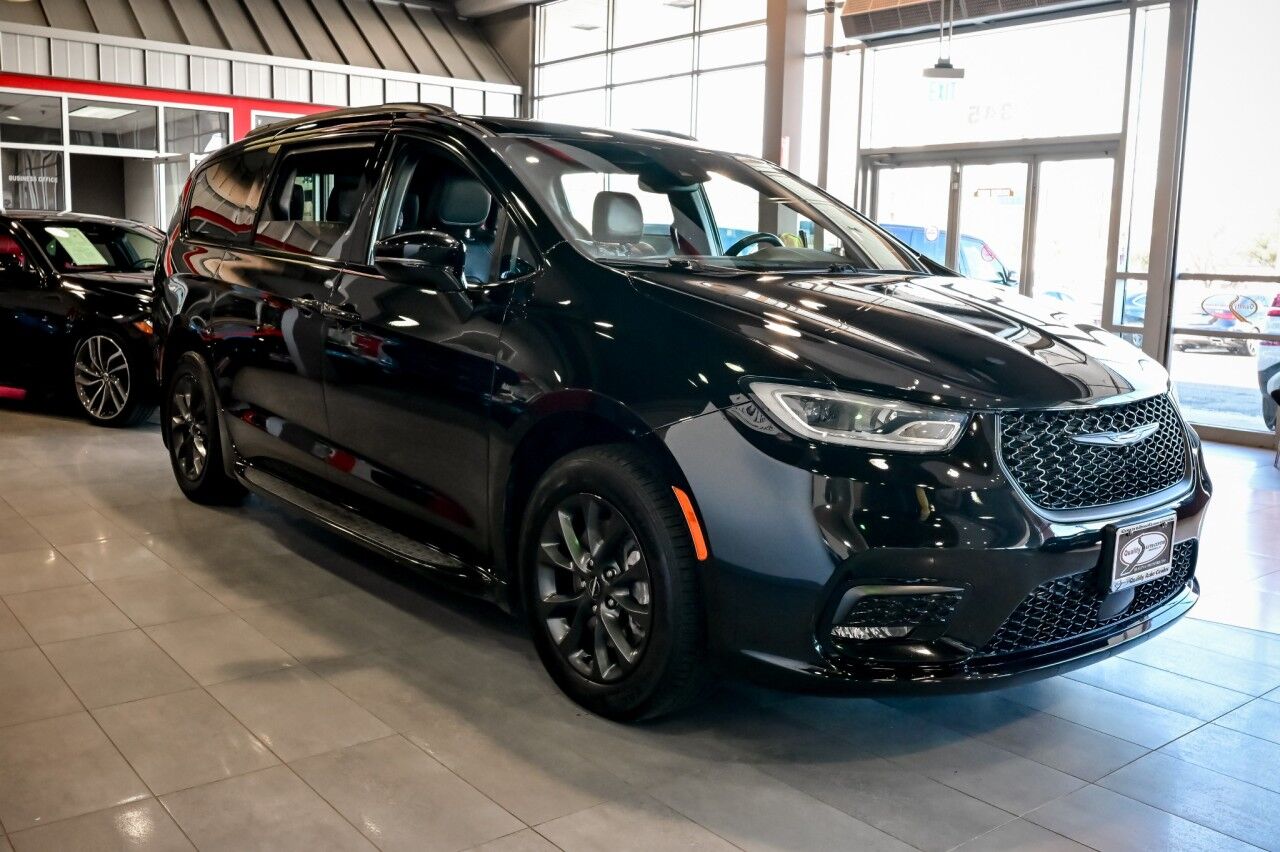 2021 Chrysler Pacifica Touring L