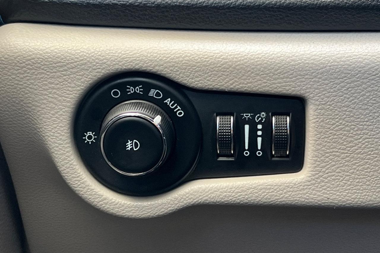 2021 Chrysler Pacifica Touring Roseville CA