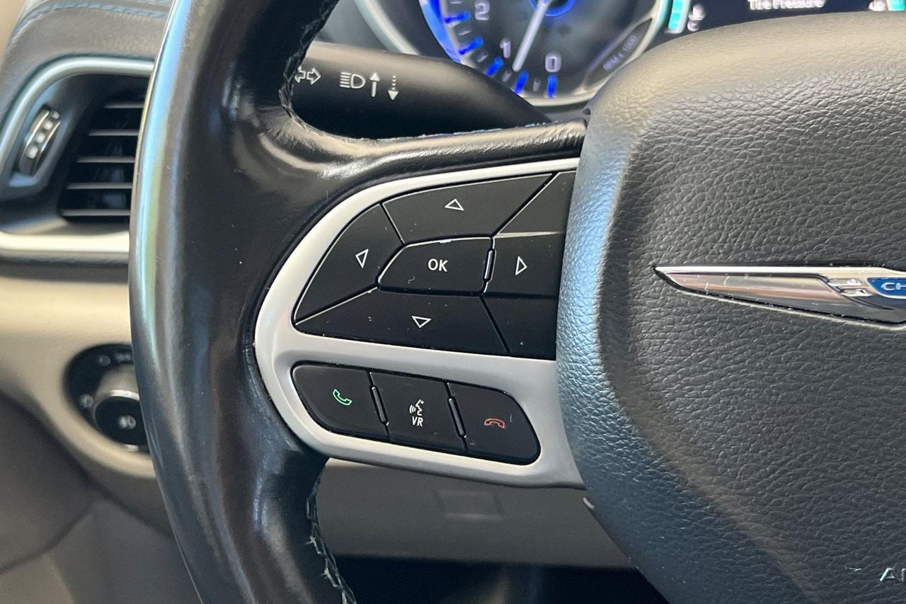 2021 Chrysler Pacifica Touring Roseville CA
