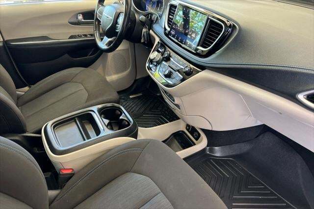 2021 Chrysler Pacifica Touring Roseville CA
