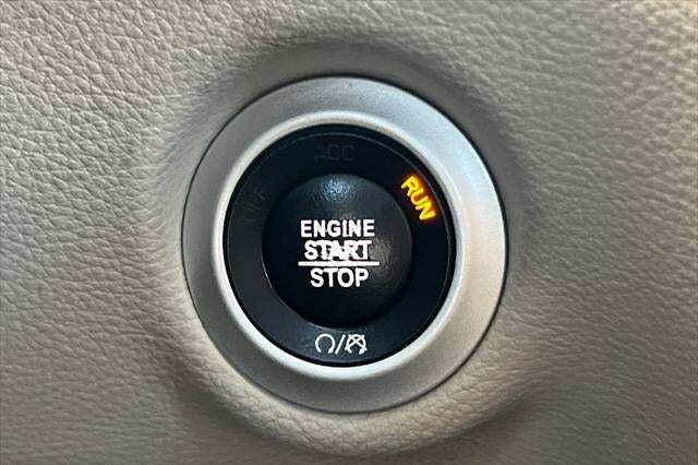 2021 Chrysler Pacifica Touring Roseville CA